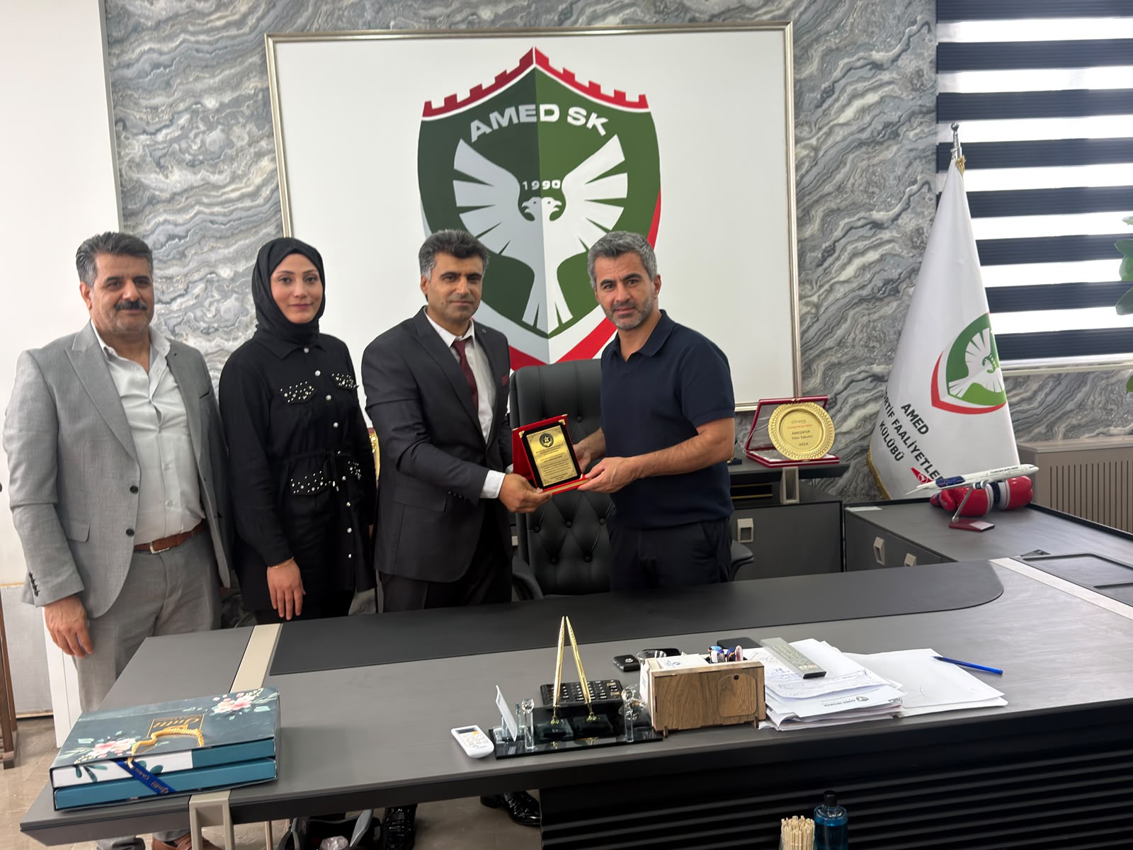 Sendikamız,Amedspor Kulübü'ne bir ziyaret gerçekleştirdi.